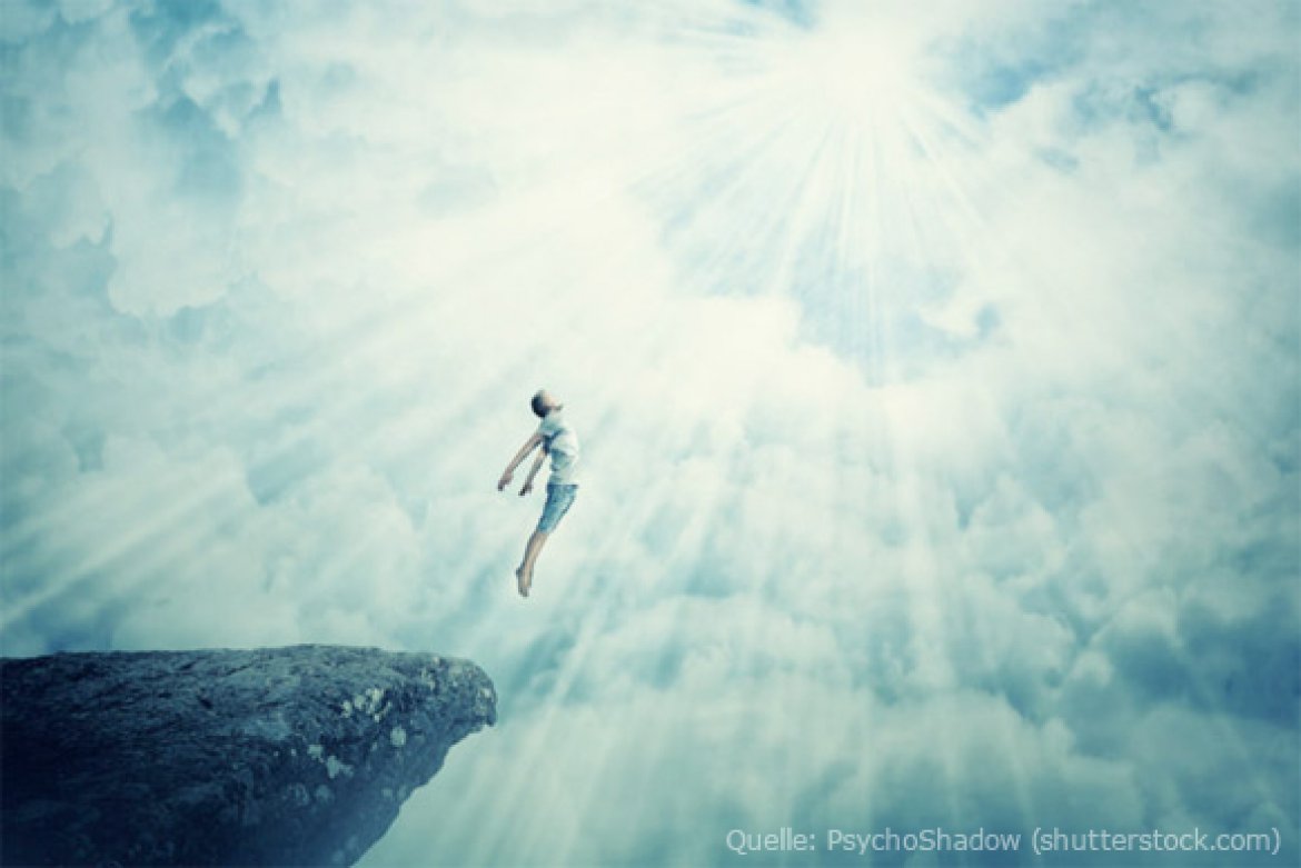 ein schwebender Mensch